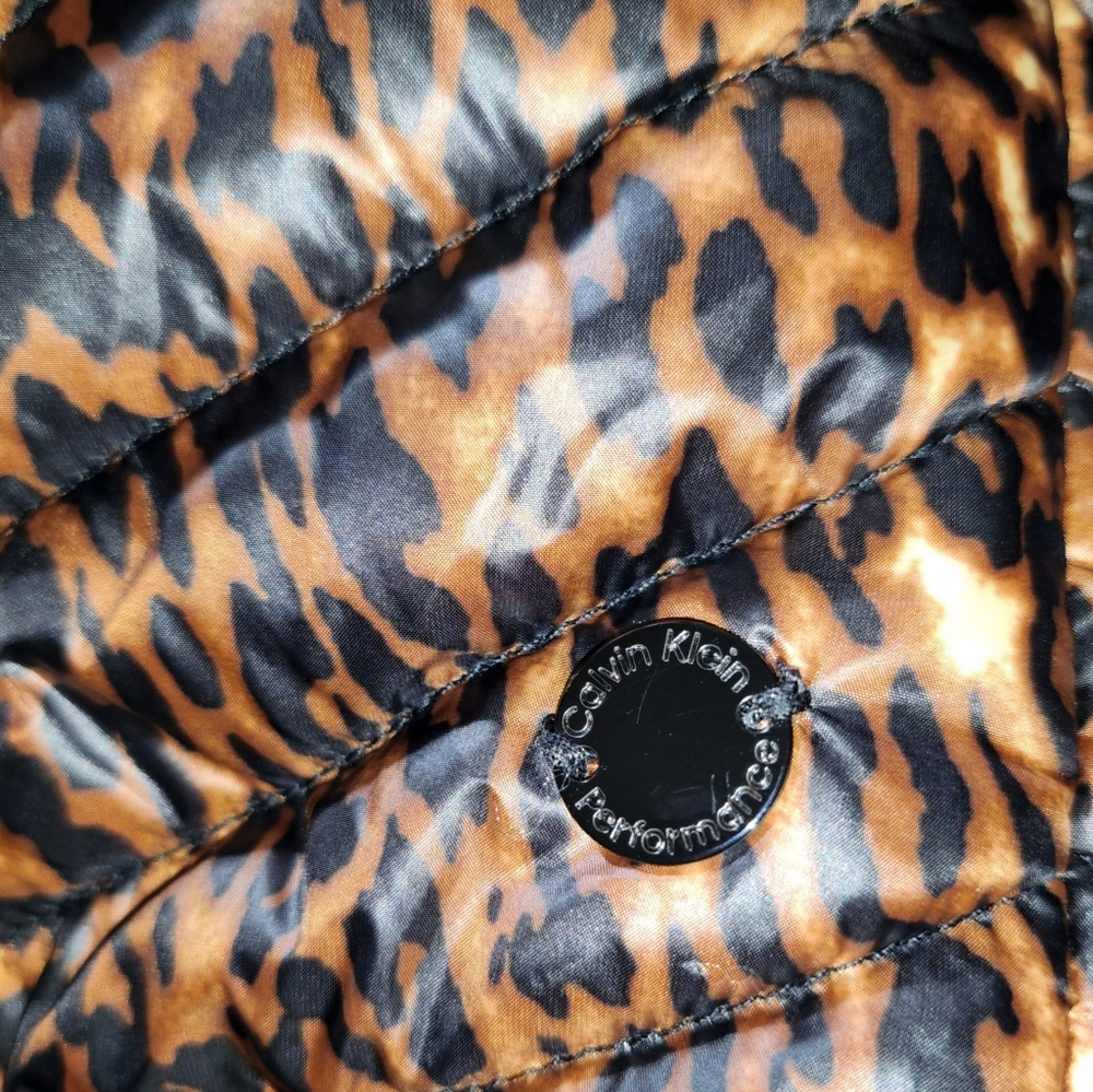 Calvin Klein Performance Leopard Print Puffer Ves… - image 7